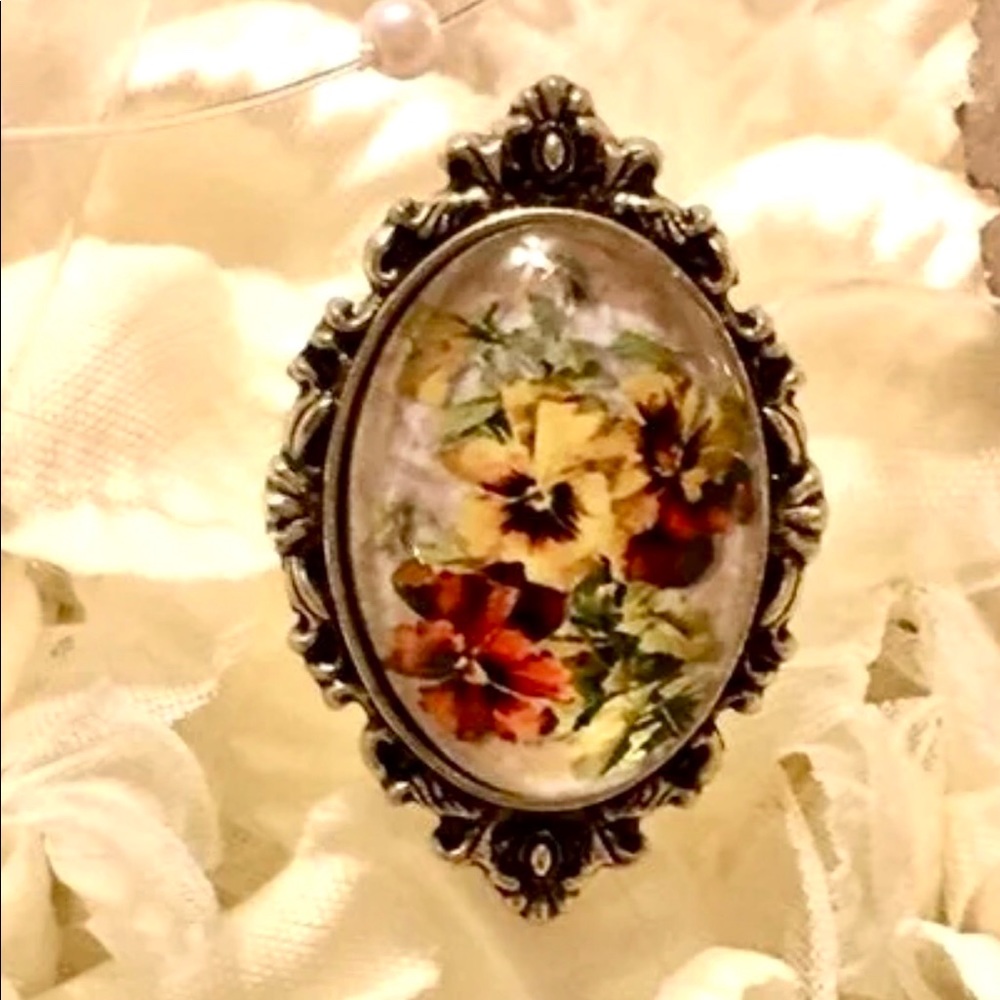 Woman ring vintage style